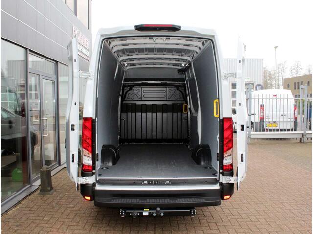 Iveco DAILY 35S16 HA8 2.3 352L H2 Airco/Cruise/Nav/Cam Trekh.