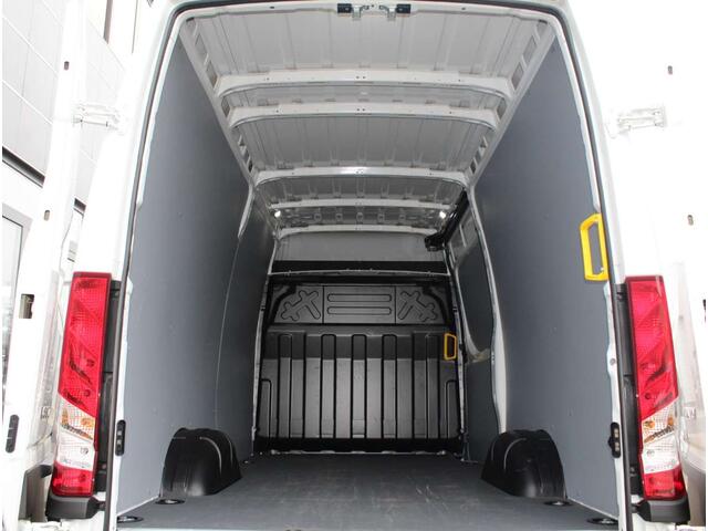 Iveco DAILY 35S16 HA8 2.3 352L H2 Airco/Cruise/Nav/Cam Trekh.