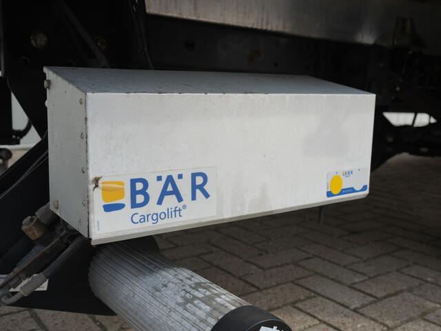 Iveco DAILY 35S18H 3.0 410 - 180 pk - All Seasonbanden - DAB+