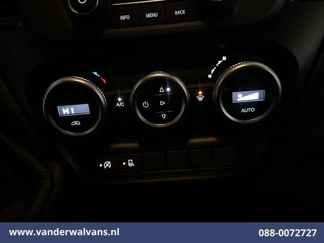 Iveco DAILY 35S16 2.3 157pk L3H2 Euro6 Airco | Parkeersensoren | 3500kg trekvermogen Bijrijdersbank