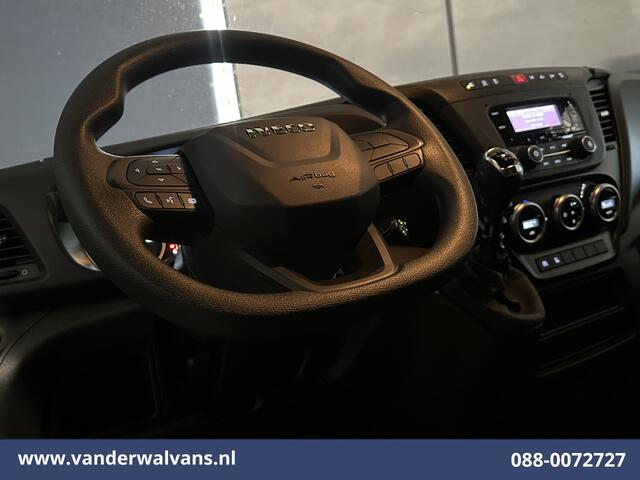 Iveco DAILY 35S16 2.3 157pk L3H2 Euro6 Airco | Parkeersensoren | 3500kg trekvermogen Bijrijdersbank