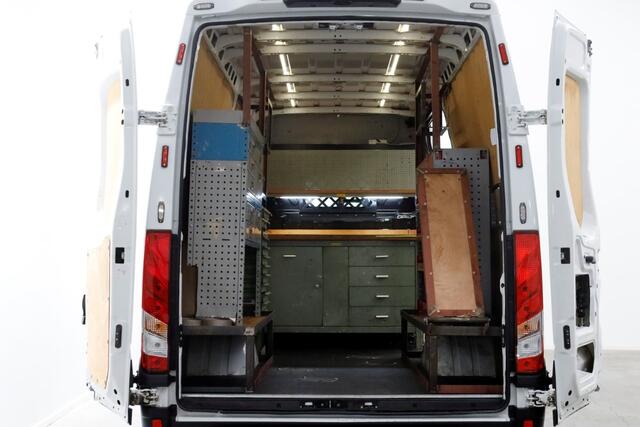 Iveco DAILY 35C14 136pk E6 HiMatic Automaat L2H2 Airco/Camera/Trekhaak 3500kg 09-2018