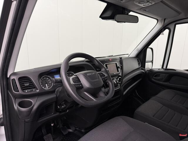 Iveco DAILY 35C16 Bakwagen+Laadklep | 3500 Kg Trekhaak | Bakhoogte 2,37 Meter | Zijdeur | Dakspoiler