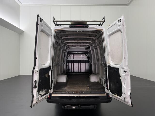 Iveco DAILY 35C18 3.0Ltr Hi-Matic Automaat L3H2 Maxi | Led | Imperiaal | Trekhaak | Camera | Airco | 3-Zits