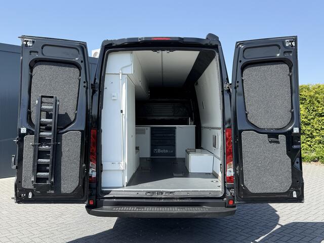 Iveco DAILY 35C21 3.0 210 PK AUTOMAAT L3H2 N1 / MOTORSPORT INRICHTING / LUIFEL / LUCHTCOMPRESSOR / DUBBEL LUCHT / 3-ZITS