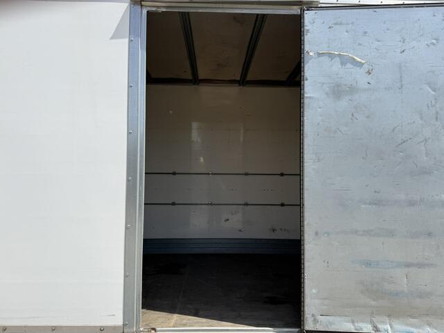 Iveco DAILY 35C16 3.0 Laadklep Zijdeur Climate control Cruise control Bakwagen Meubelbak Koffer