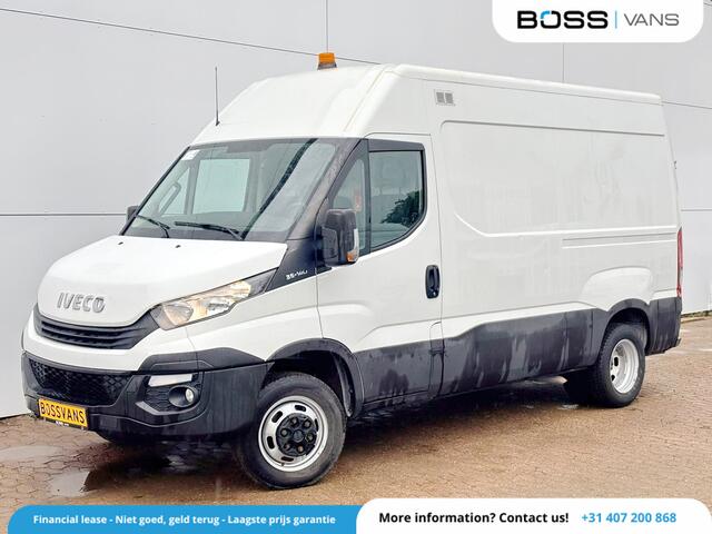 Iveco DAILY 35C14 2.3 L2H2 Dubbellucht Airco Camera Trekhaak 3,5t