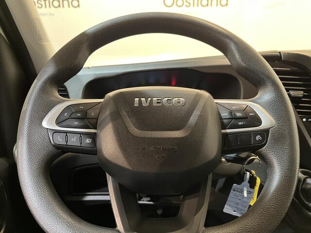 Iveco DAILY 35S16 2.3 375 DC 7 pers. Open Laadbak / Euro 6 / Trekhaak 3.500 KG / Airco / Cruise Control / 32.300 KM !!