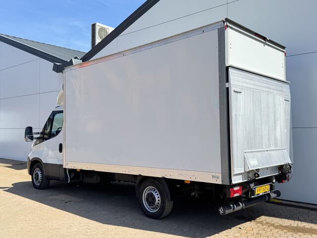 Iveco DAILY 35C16 2.3 Automaat Laadklep Climate control Bakwagen Meubelbak Koffer