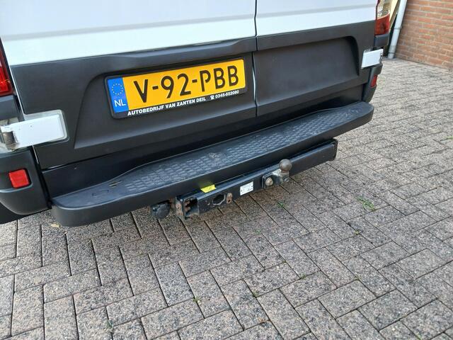 Iveco DAILY 35S14V 2.3 (140PK) L2 H2 + Trekhaak