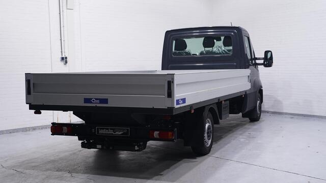 Iveco DAILY 35S18 180 pk Aut. Pick Up / Open Laadbak Luchtvering, Navi, Adapt. Cruise, Trekhaak 3.500 kg, BPM vrij
