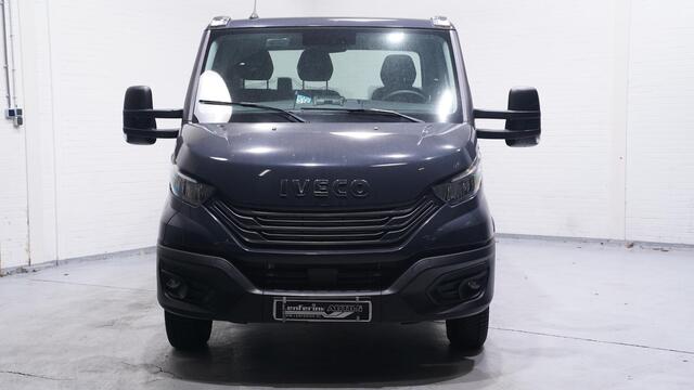 Iveco DAILY 35S18 180 pk Aut. Pick Up / Open Laadbak Luchtvering, Navi, Adapt. Cruise, Trekhaak 3.500 kg, BPM vrij