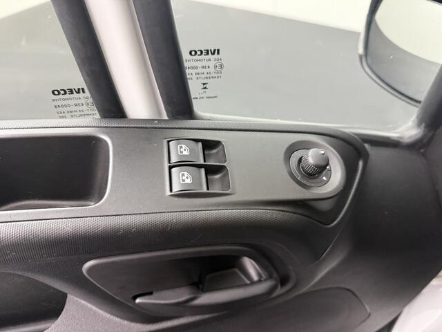 Iveco DAILY 35C16 3.0 Bakwagen+Laadklep | Dakspoiler | 236 Hoog | Airco | Cruise | 3-Zits |