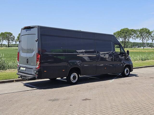Iveco DAILY 35S18HV 3.0 410 L4H2 3.0Ltr Automaat 180Pk 3.5T-Trekhaak Navi Euro6 LED 3-Zits
