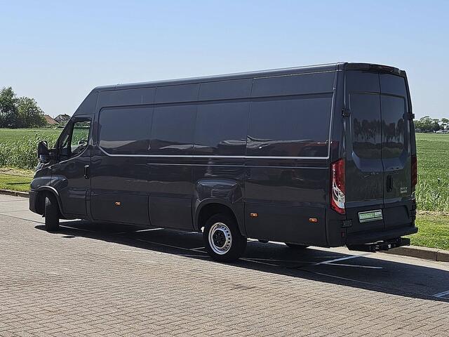 Iveco DAILY 35S18HV 3.0 410 L4H2 3.0Ltr Automaat 180Pk 3.5T-Trekhaak Navi Euro6 LED 3-Zits