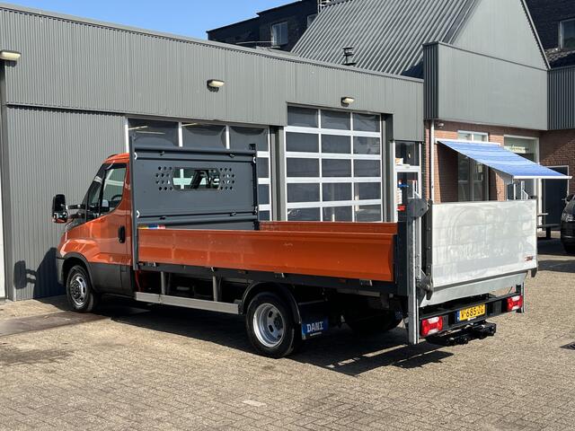 Iveco DAILY 35C14 2.3 375 Laadklep 500kg Trekhaak 3500kg trekgewicht Airco 2-Persoons Open laadbak Pick-up P-up Bakwagen Telefoonverbinding 1e eigenaar Euro 6 Bpm vrij !!!