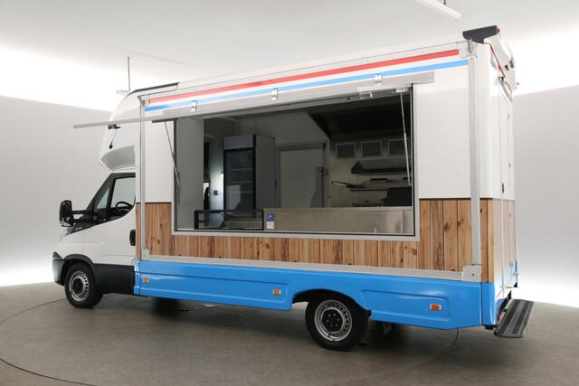 Iveco DAILY 35S14 2.3 410 | Foodtruck | Verkoopwagen | Patatkraam | Eventtruck | Snackwagen | Viskraam | Zijdeur | Airco | Camera