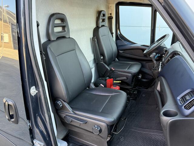 Iveco DAILY 35S14 2.3 Automaat L2H2 Climate Control Cruise Control 3.5t Trekhaak