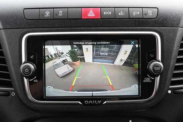Iveco DAILY 35S18 3.0 180 pk L4H2 Maxi Hi-Matic LED, ACC, Geveerde stoel, Camera, Navigatie