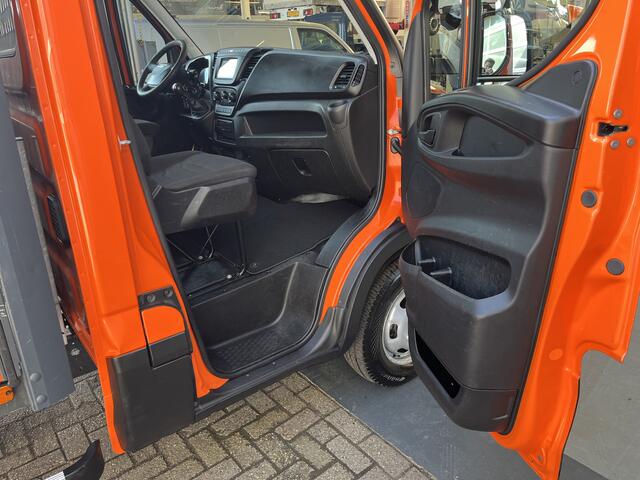 Iveco DAILY 35C14 2.3 375 Laadklep 500kg Trekhaak 3500kg trekgewicht Airco 2-Persoons Open laadbak Pick-up P-up Bakwagen Telefoonverbinding 1e eigenaar Euro 6 Bpm vrij !!!