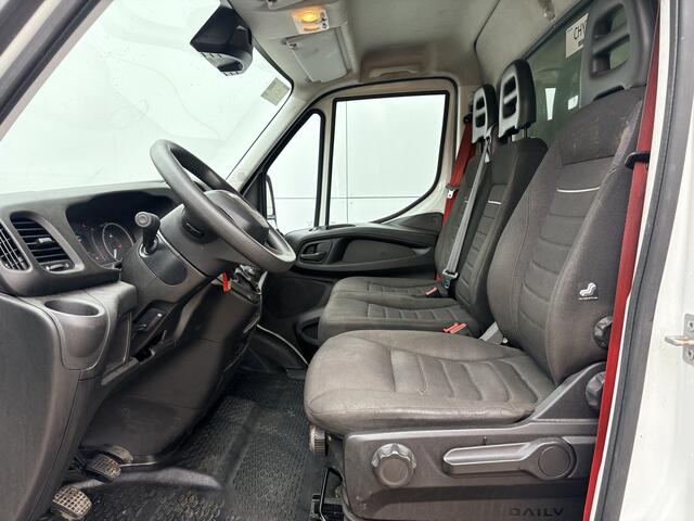 Iveco DAILY 35C16 3.0 160PK Laadklep Zijdeur Camera Climate Control Bluetooth Bakwagen Meubelbak Koffer