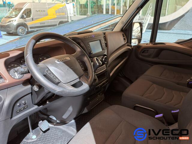 Iveco DAILY 35S16V HA8 2.3L 160pk L3H2 W3520L | Automaat | Climate Control | Camera | Trekhaak |