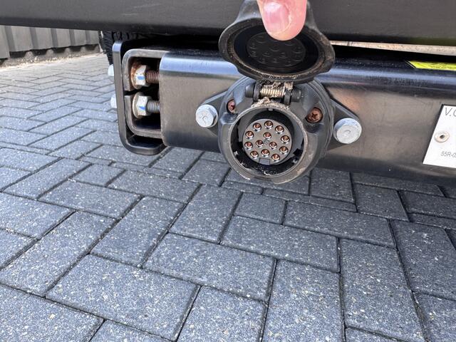 Iveco DAILY 35S18 175PK L1|H2 Luchtvering | Chauf.stoel | LEER | Camera | Full Options!!