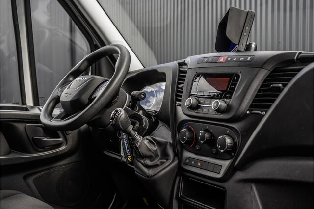 Iveco DAILY **35S16V 2.3 L4H2 | Euro 6 | 157 PK | Airco | Camera | 3500 KG Trekgewicht | MF Stuur | 3-Persoons**