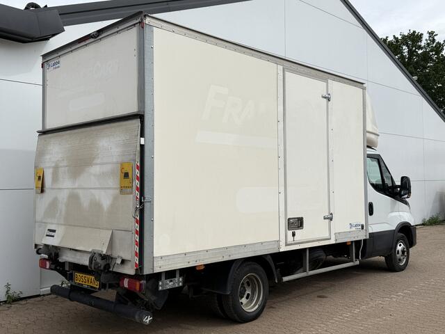 Iveco DAILY 35C16 3.0 160PK Bakwagen Laadklep Zijdeur Camera Climate Control Bluetooth Luchtgeveerde stoel Meubelbak Koffer