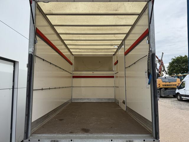 Iveco DAILY 35C16 3.0 160PK Bakwagen Laadklep Zijdeur Camera Climate Control Bluetooth Luchtgeveerde stoel Meubelbak Koffer
