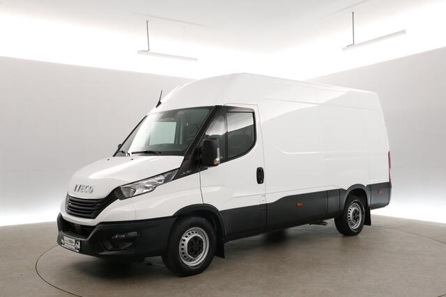 Iveco DAILY 2.3 160PK L2H2 | 3500KG Trekgew. | Clima | 3 Zits | Parkeersens.