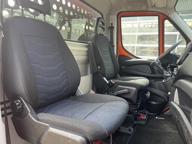 Iveco DAILY 35C14 2.3 375 Laadklep 500kg Trekhaak 3500kg trekgewicht Airco 2-Persoons Open laadbak Pick-up P-up Bakwagen Telefoonverbinding 1e eigenaar Euro 6 Bpm vrij !!!