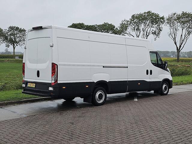 Iveco DAILY 35S18HV 3.0L 410 L4H2 Cruise control, Airco, Navi, Camera, Led, Climate Control