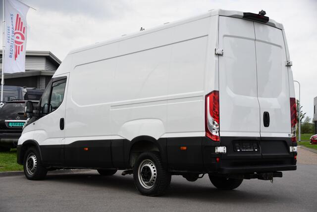 Iveco DAILY 35C16V 2.3 352 H2 Edition Camera, Cruise, Airco, 3500kg Trekhaak, LED, Clima ,Radio, 160pk, Uniek!