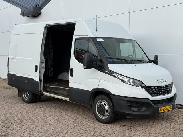 Iveco DAILY 35C18 3.0 Automaat L2H2 Dubbellucht LED 3.5t Trekhaak Adaptieve Cruise Standkachel Climate Control Navigatie Camera
