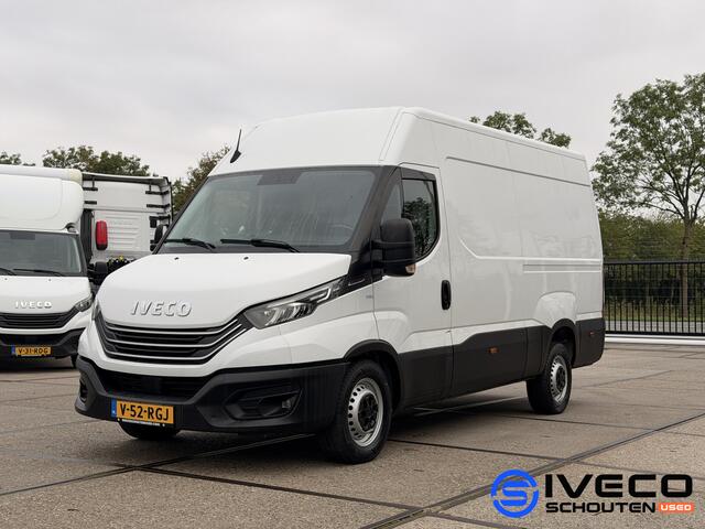 Iveco DAILY 35S18V A8 3.0L 180pk | L3H2 W3520L | Automaat | Cruise Control | Camera | AppleCarPlay |