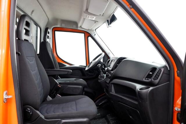 Iveco DAILY 35C14 136pk E6 Open Laadbak met laadklep en trekhaak 3500kg 04-2019