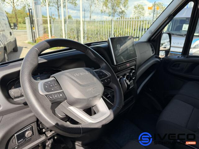 Iveco DAILY 35S21V A8 3.0L 210pk | L2H1 W3520 | Automaat | Adaptive Cruise Control | Camera | Apple Car Play | Trekhaak