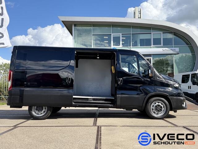 Iveco DAILY 35S21V A8 3.0L 210pk | L2H1 W3520 | Automaat | Adaptive Cruise Control | Camera | Apple Car Play | Trekhaak