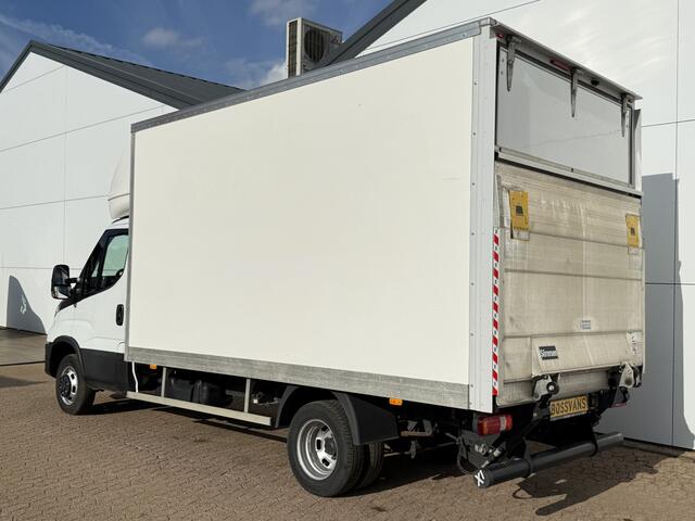 Iveco DAILY 35C16 3.0 160PK Bakwagen Laadklep Zijdeur Camera Climate Control Bluetooth Luchtgeveerde stoel Meubelbak Koffer