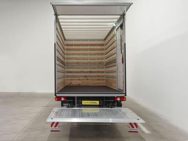 Iveco DAILY 40C18 3.0 180pk Automaat Bakwagen Laadklep Airco Cruise Control Navigatie Camera