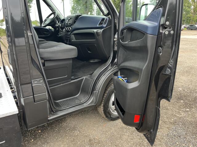 Iveco DAILY 50C21 Tijhof Kuiper 7230kg Laadvermogen Oplegger Trekker Be-combi Lier Airco Cruise controle Telefoonverbinding Automaat Stuurwielbediening Gevarenlichten Euro 6 Kuiper Veenhuizen Tijhof Autotran