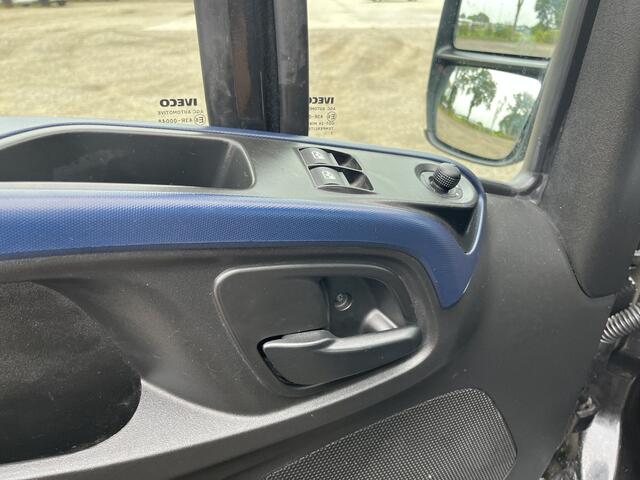Iveco DAILY 50C21 Tijhof Kuiper 7230kg Laadvermogen Oplegger Trekker Be-combi Lier Airco Cruise controle Telefoonverbinding Automaat Stuurwielbediening Gevarenlichten Euro 6 Kuiper Veenhuizen Tijhof Autotran