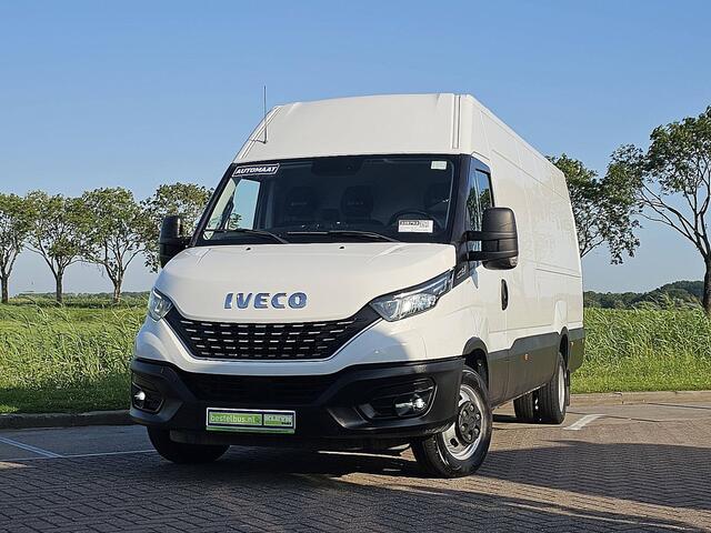 Iveco DAILY 35C18HV 3.0 410 L4H2 Cruise control, Airco, Pdc, Navi, Camera, Led, Climatecontrol, Trekhaak