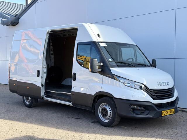Iveco DAILY 35S14 2.3 140PK L2H2 Cruise Control 3.5t Trekgewicht Camera Airco Bluetooth