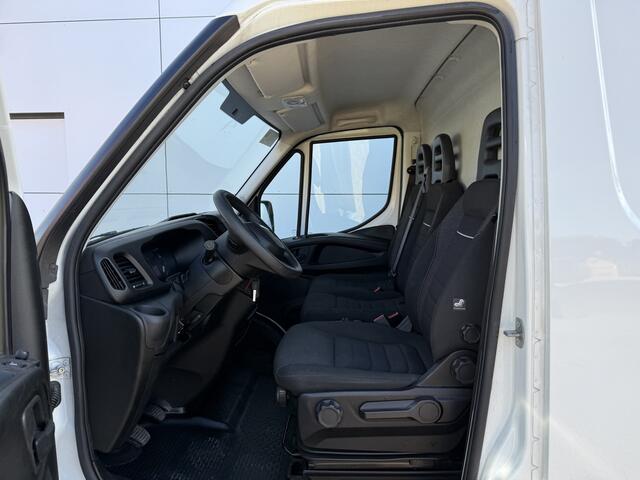 Iveco DAILY 35S14 2.3 140PK L2H2 Cruise Control 3.5t Trekgewicht Camera Airco Bluetooth