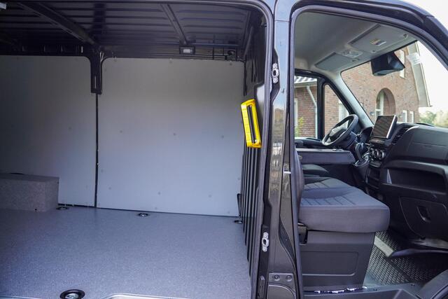 Iveco DAILY 180 pk L2H1 Aut. 3500KG Laadvermogen Vol opties, Trekhaak, 3-zits – foto 3