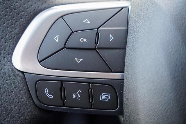 Iveco DAILY 180 pk L2H1 Aut. 3500KG Laadvermogen Vol opties, Trekhaak, 3-zits – foto 9