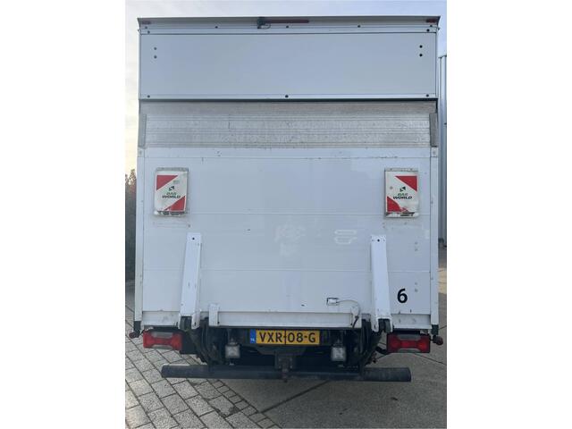 Iveco DAILY 35S16 2.3 | AUTOMAAT | BAKWAGEN / MEUBELBAK | LAADKLEP | TREKHAAK | CAMERA | NAVI | CRUISE CONTROL | AIRCO | DAB | BLUETOOTH – foto 5