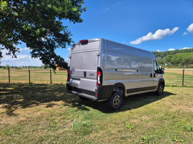 Iveco SuperJolly 4.25t L3H2 Heavy 110 kWh Artense Grey Full Option Adaptieve Cruise Control, Navigatie, LED Koplampen